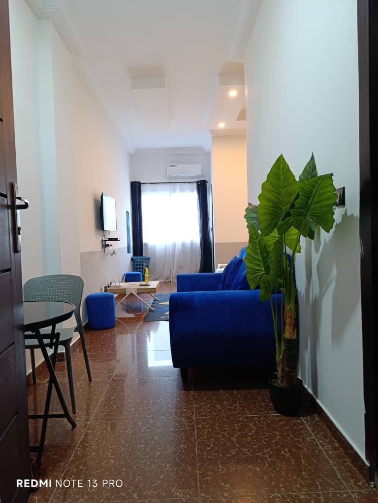 Studio meublé bon standing avec ascenseur